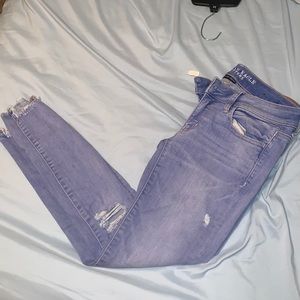 American eagle ripped jeans